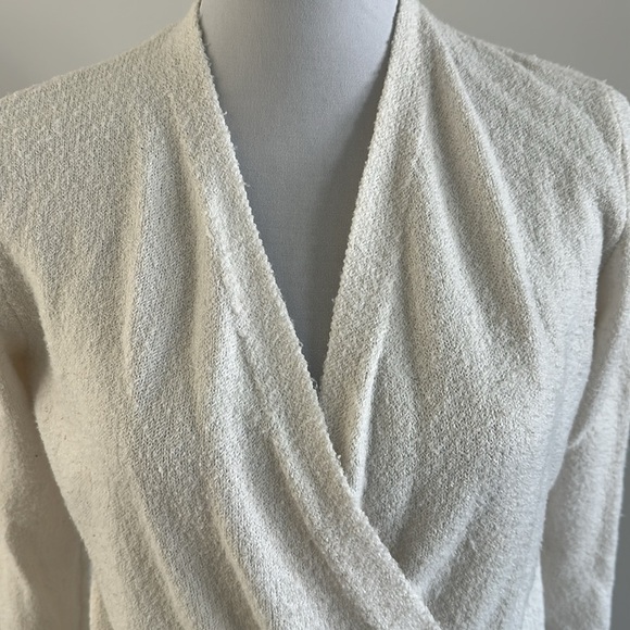 Time and Tru Off-White Sweater Sz SM - Picture 2 of 5